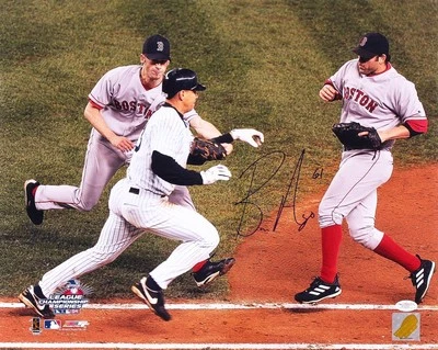 BRONSON ARROYO SIGNED ALEX RODRIGUEZ SLAPPING GLOVE 16x20 PHOTO RED SOX YANKEES - Image 1 of 2