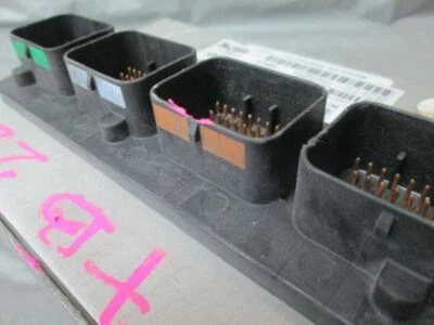 	Módulo de control ECM del motor 3,7 L AT compatible con 04 Jeep Liberty P56044208ah 56044208ah Foto 1 de 4