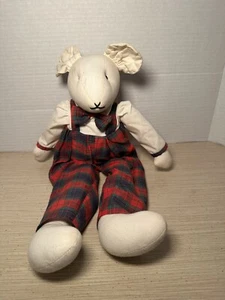 Handmade Christmas Mouse With Red And Green Plaid Overalls/Bow tie Boy Sitting - Picture 1 of 2