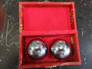 Silver Metal Health Balls Health Set Musical Baoding Stress Relief Vtg in Box - Picture 1 of 4