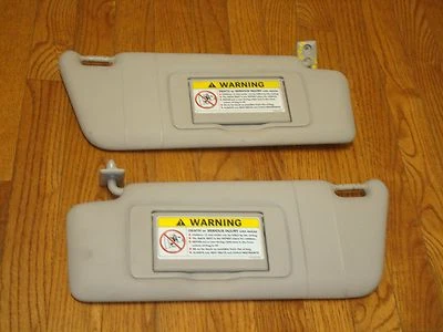 MERCEDES BENZ W203 C240 OEM Driver & Passenger Side Sun Visors Set Gray NICE   Foto 1 de 3