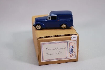 LG1755 ESDO 1/43 Kit résine monté Renault Juvaquatre break tôlé bleu - Photo 1/4