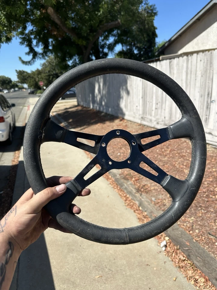 Volante Chevrolet C1500 (Suburban) 1988-1994 (C2500 C3500) OEM vazio - Imagem 1 de 3