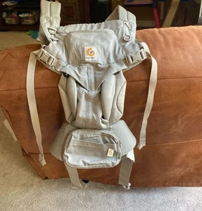 Ergobaby BCS360GRY Omni 360 All-In-One Baby Carrier - Pearl Grey - Picture 1 of 2