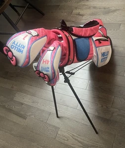 HELLO KITTY Youth Golf Club 5 Piece Set. Driver, 4H, 7 Iron, S Wedge Putter - Picture 1 of 11
