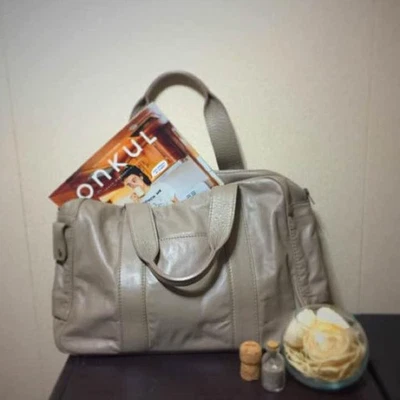 Bolso de hombro de cuero genuino APC Foto 1 de 2