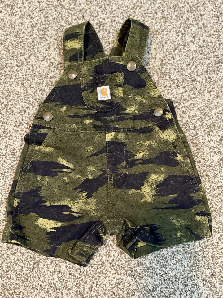 Mono corto Carhartt estampado camuflaje bebé/infante talla 6 meses Foto 1 de 4