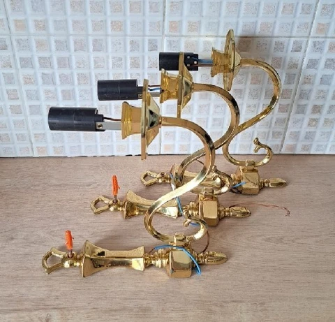 Vintage Brass Electric Wall Sconces X3 Cover
