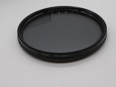 VIVITAR 72mm Polarizing Filter Made In Japan TOP quality glass - Image 1 of 3
