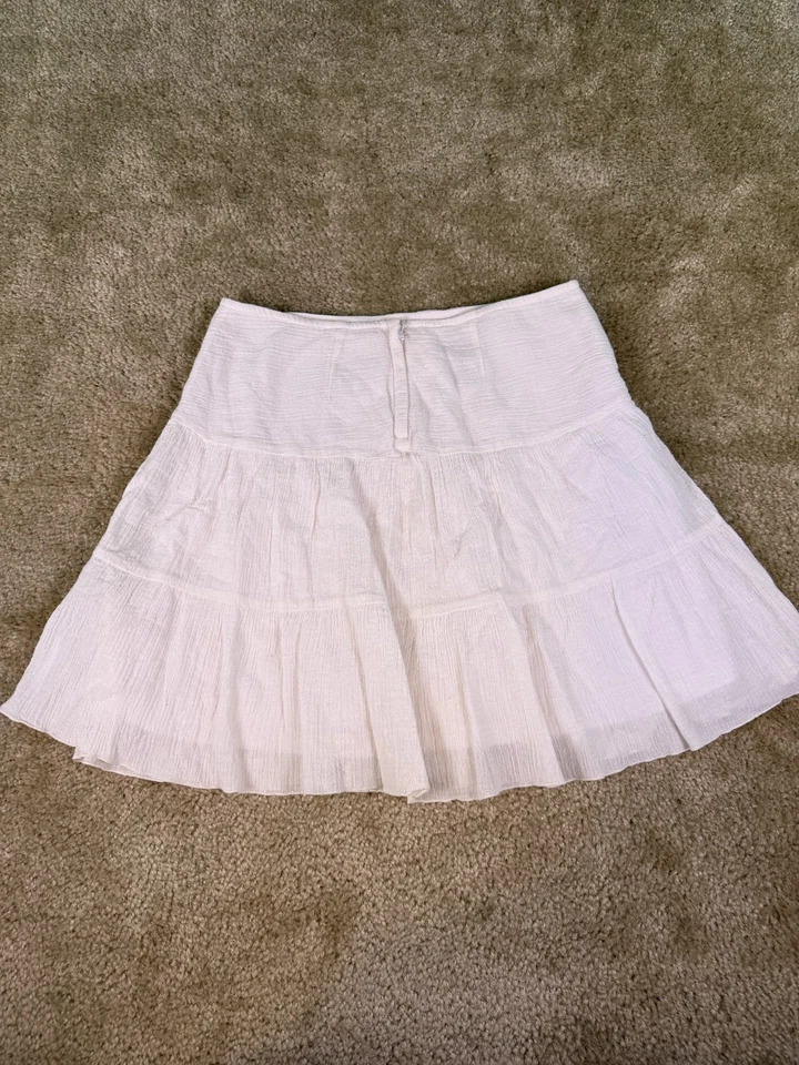 Falda BCX Damas Blanco Capa Look Hi Lo Volantes Talla 5 De Colección C803 Foto 1 de 4