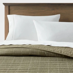 King Flannel Windowpane Quilt Dark Green - Threshold - Picture 1 of 4