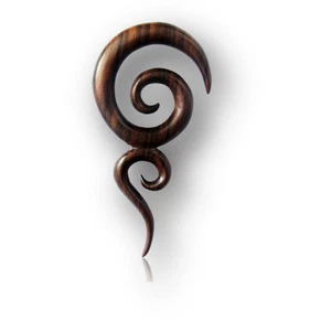 PAR DE 2G (6MM) LARGO ORNAMENTADO SONO ESPIRALES DE MADERA ESTIRADORES TAPONES OREJA - Imagen 1 de 1
