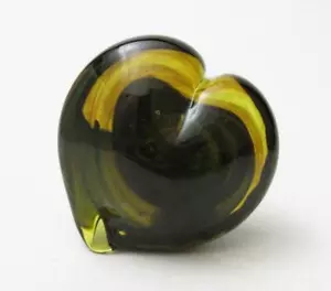SIGNED JH PINE AMERICAN STUDIO ART GLASS HEART SHAPED PAPERWEIGHT JACK PINE 2014 - Picture 1 of 5