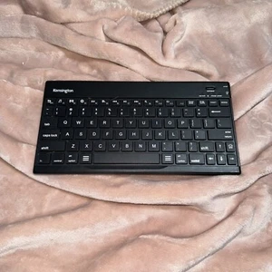 Kensington KeyFolio Pro 2 K39512US Black Universal Bluetooth Keyboard for iPad V - Picture 1 of 4