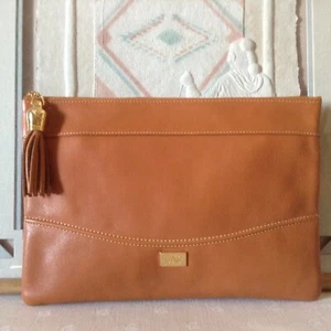 "BELL" Clutch / Kosmetiktasche aus Butterscotch feinem weichem Kieselsteinleder - Bild 1 von 6