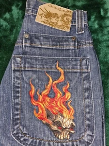 Vintage JNCO Long Shorts Embroidered Skull Flamehead Youth Size 8 Waist 24 In - Picture 1 of 6