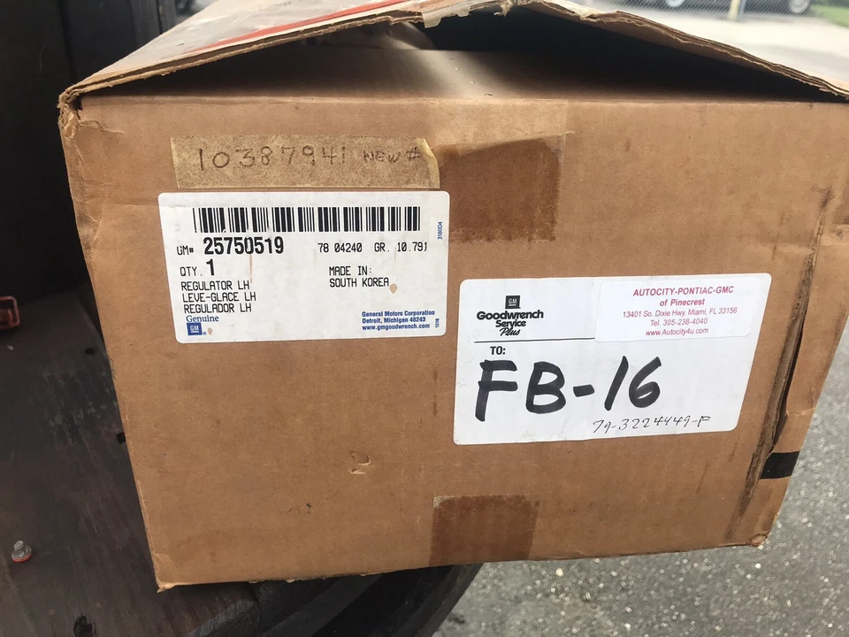 25750519 NOS GM regulador ventana trasera izquierda 2000-2005 Buick LeSabre Foto 1 de 4