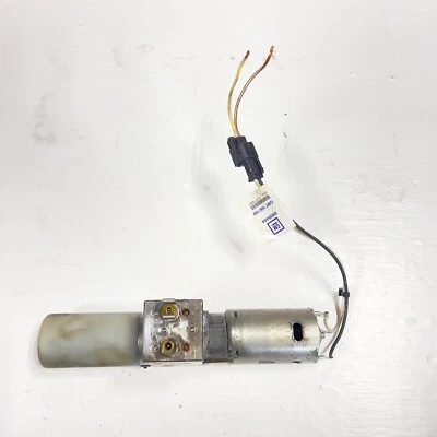 2010-2015 CADILLAC SRX HYDRUALIC TRUNK LID LIFT GATE MOTOR PUMP OEM - Image 1 of 3