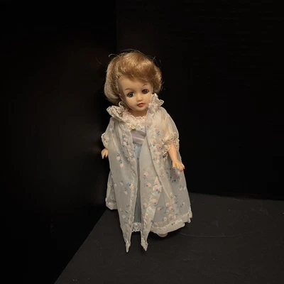 复古 20 世纪 50 年代 Ideal Little Miss Revlon 时尚娃娃 美丽颜色 10.5 英寸 — 第 1/4 张图片