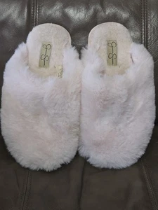 Jessica Simpson bequeme Kunstfell Memory Foam Slipper, pink, Damengröße 7-8 - Bild 1 von 5