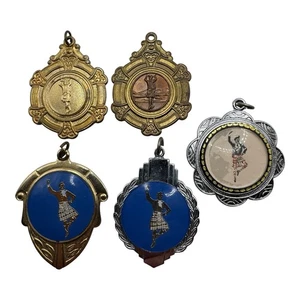 Lot of 5 Vintage Scottish Highland Dancing Medals – Approx. 1” Each - Bild 1 von 8