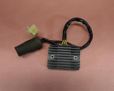 2002-2008 HONDA VTX1800C Rectifier Voltage Regulator - Image 1 of 4