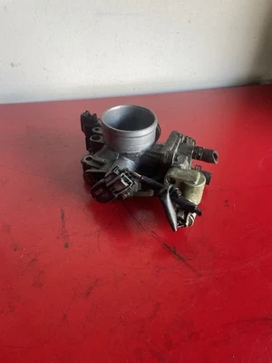 1999 HONDA CIVIC 1.6L  THROTTLE BODY ASSEMBLY 1.6L VTEC D16Y8 LX MT - Image 1 of 3