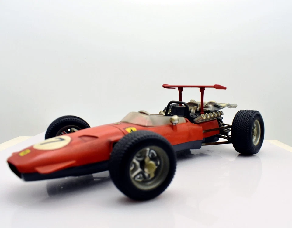 Modellini auto FORMULA 1 scala 1:16 Ferrari formel 2 320 PS modellismo schuco - Immagine 1 di 3