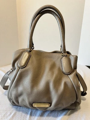 $498 Marc Jacobs Electro Q Fran Shoulder Tote Bag Cement Pebble Leather - Image 1 of 4