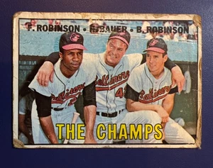 1967 Topps #1 “The Champs” Frank & Brooks Robinson *Envío gratuito* - Imagen 1 de 2
