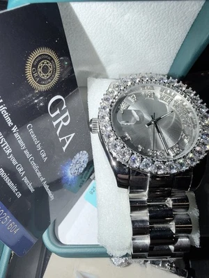 9.8 Cttw Stainless Steel Day Date,  Lab Diamond Certification And Box - Image 1 of 4