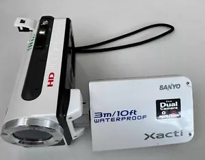 SANYO Xacti VPC-WH1 Waterproof Video & Still Camera. Underwater Camera - Picture 1 of 8