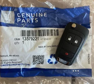 Genuine 2013 - 2020 Chevrolet Spark Switchblade Flip Key Remote 13579221 SEALED - Picture 1 of 2