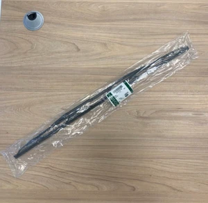 GENUINE OEM DKC000040 - LAND ROVER BLADE - WIPER - Picture 1 of 2