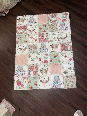 Edredón de trapo para cuna suculentas y ropa de cama floral de ciervo hecho a mano 48 X 35 Foto 1 de 4