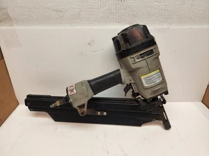 Clavadora neumática de aire para enmarcar serie Contractor Central Pneumatic 46240 - Imagen 1 de 6