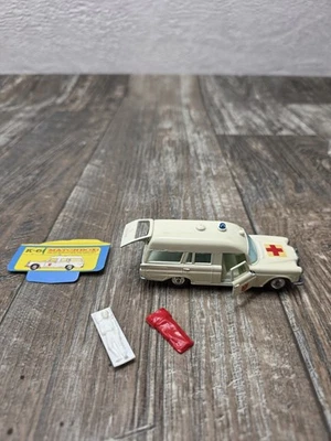 Matchbox K-6 King Size Mercedes Benz Binz Ambulance DieCast 1968 - Stretcher Guy - Image 1 of 4