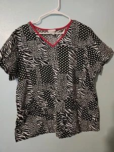 Scrubstar Brand Multiprint In Black And White Scrub Top - sz XL - Picture 1 of 4