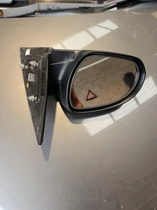 HYUNDAI I30 MK2 PASSENGER SIDE DOOR MIRROR WITHOUT INDICATOR ELECTRIC 5 PIN - Picture 1 of 2