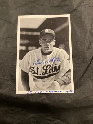 HAL WHITE/1940's Tigers Autographed 3 1/2 x 5 Photo (d. 2001) - Image 1 of 2