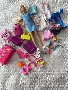 43 Pieces Mixed Lot 1 Barbie Doll 7 Clothes 21 Accessories 8 Shoes 6 Travel Bags - Picture 1 of 24