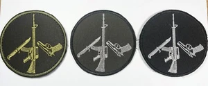 Pacific Peace Morale Patch - Armas Máquina Pistola M-16 Rifle de Asalto Pistola Cuchillo - Imagen 1 de 3