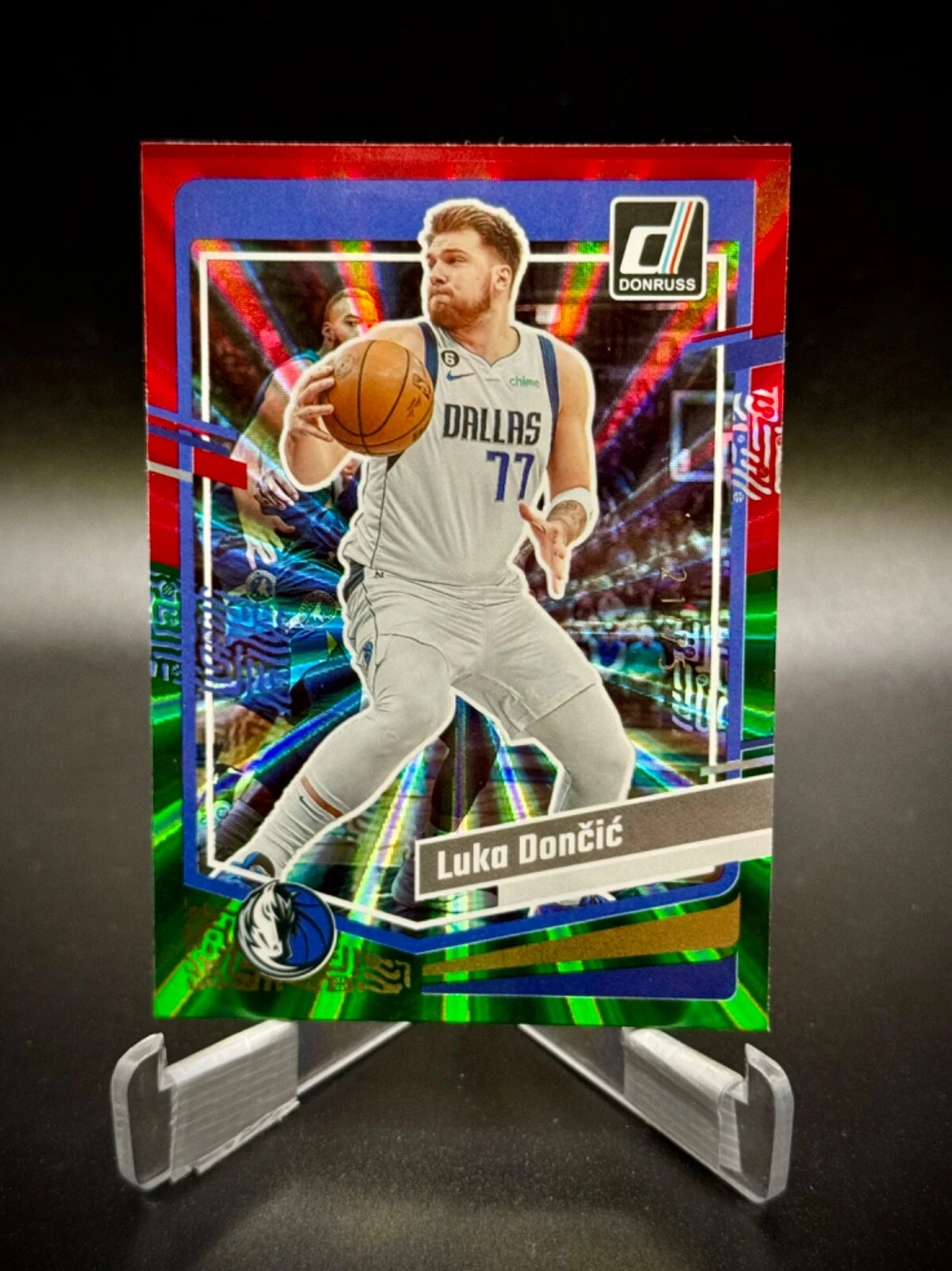 2023-24 Donruss LUKA DONCIC Red and Green Laser Holo /75 #141 Mavericks
