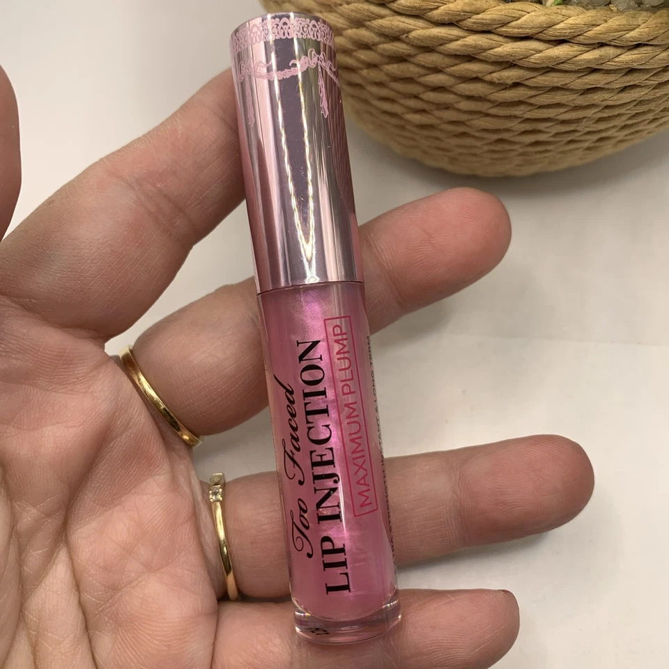 Lip Injection Maximum Plump Extra Strength Lip Plumper, 0,10 Oz - Imagem 1 de 4