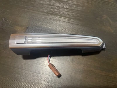 Cadillac XT5 2020 manija de puerta delantera derecha modelo premium de lujo OEM Foto 1 de 3