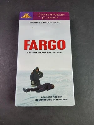 Fargo (VHS, 1999) Frances McDormand Willim H. Macey Coen Black Comedy Thrill NEW Foto 1 de 4