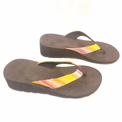 Sandalias Speedo Chanclas Negras Cuña Zapatos Sin Cordones Rayas Colorido Correa Talla 8 Foto 1 de 4