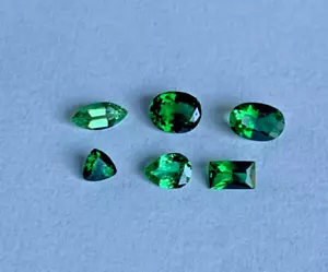 Andy's Gem Garage Sale - Chrome Tourmaline lot - 1.5ct- Natural - 6 gems various - Picture 1 of 4