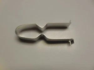 Fits 67 68 Dart / Barracuda Heater Hose Bracket NEW - Bild 1 von 1