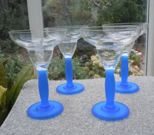 Plastic Glasses x 4 Blue Stem Clear Cocktail Acrylic Outdoor Caravan - Picture 1 of 6